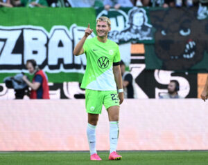 Jonas Wind scorede både til 1-0 og 2-0 for Wolfsburg