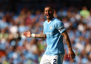 Kyle Walker forlænger med Manchester City, skriver klubben
