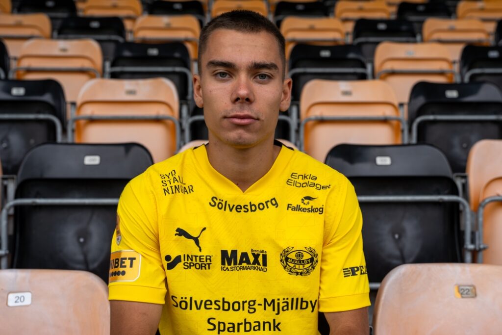 Leo Walta scorede begge Mjällbys mål mod Norrköpings danskere.