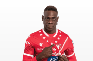 Mario Balotelli er igen raget uklar med en klub.