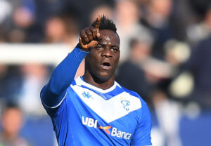 Mario Balotelli sviner Serie A til.