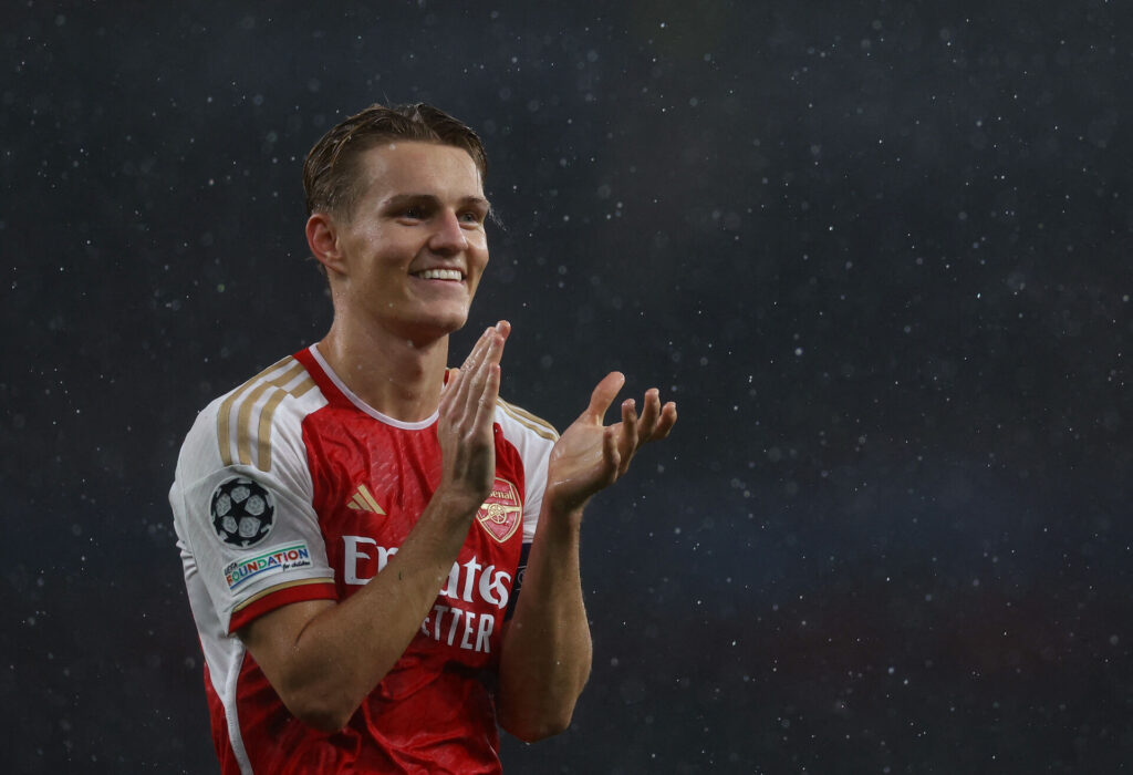 Arsenal og Martin Ødegaard har forlænget aftalen med hinanden.