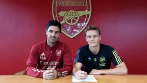 Martin Ødegaard fortæller om baggrunden for, at han har forlænget sin aftale med Arsenal.