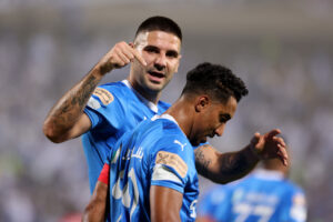 Mitrovic-med-stikpille-tilNewcastle-og-Fulham