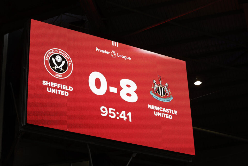 Newcastle United smadrede Sheffield United i Premier League.