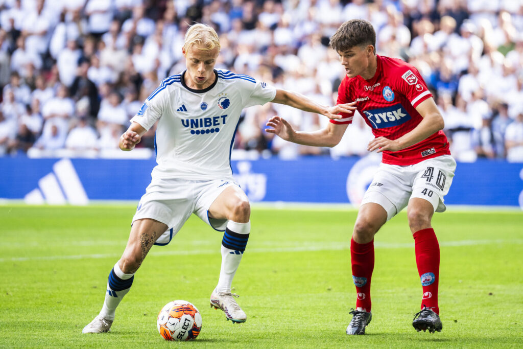 Oscar og Emil Højlund bliver begge en del af F.C. Københavns førsteholdstrup.