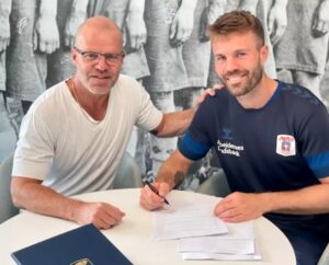 AGF-anfører Patrick Mortensen har forlænget til 2025.