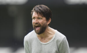 Peter Hyballa er blevet fyret igen.