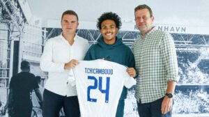 F.C. København har hentet Queyrell Tchicamboud i Paris Saint-Germain.