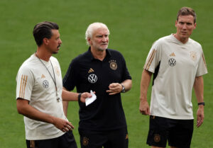 Rudi Völler skal ikke være tysk landstræner.