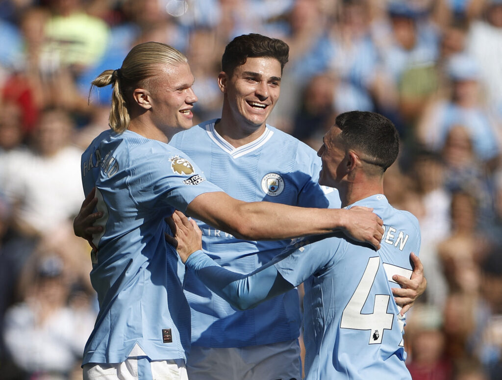 Phil-Foden-mener-at-Manchester-City-kan-gøre-det-bedre-i-Premier-League