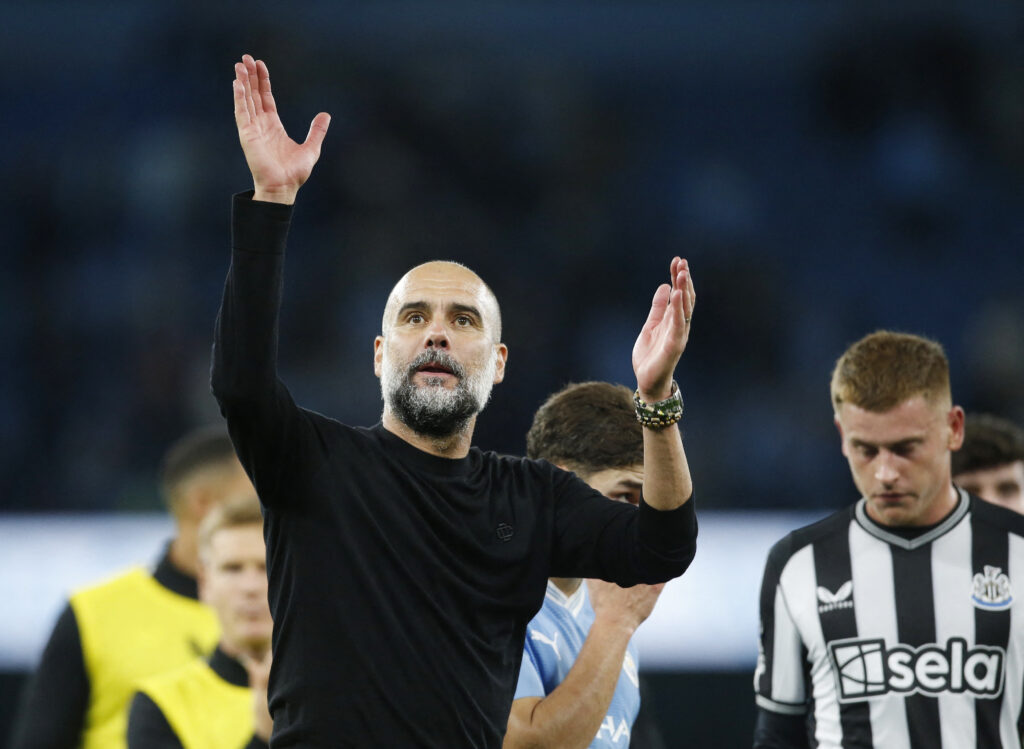 Pep Guardiola er angiveligt i betragtning til at overtage det engelske landstrænerjob.