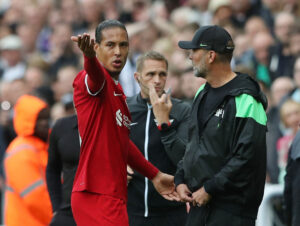 Van-Dijk-svarer-på-panelsafgørelsen-om-hans-røde-kort
