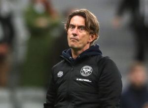 Thomas Frank skal passe på Aaron Hickey, der jagtes af flere store klubber