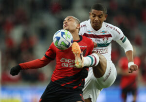 Vitor Roque er blevet skadet forud for sit skifte til FC Barcelona.