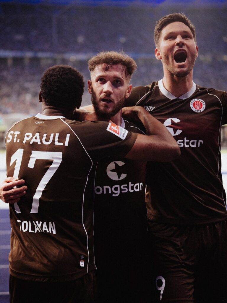 St Pauli spiller sig til tops i 2. Bundesligaen.
