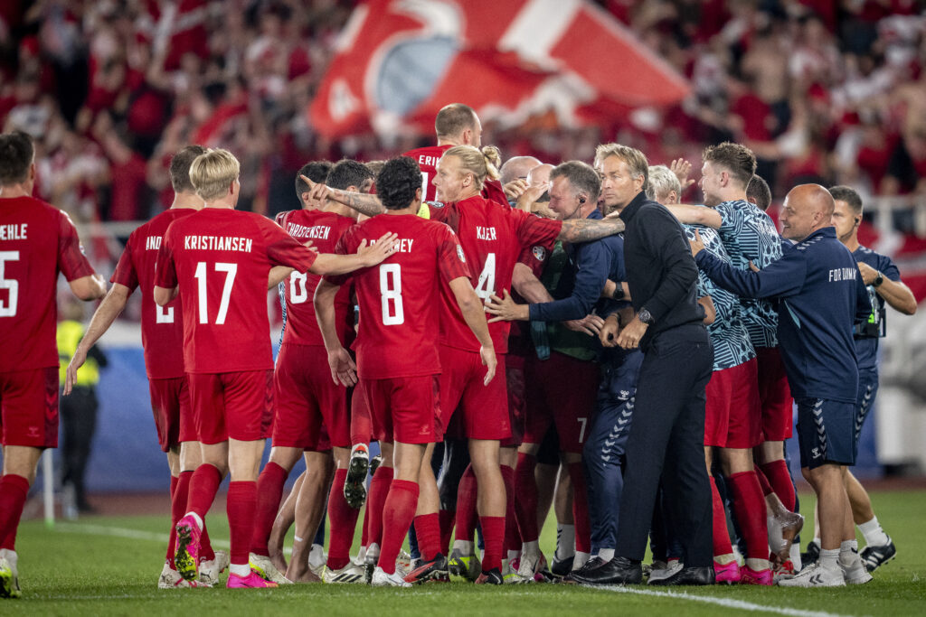 Sådan bliver Danmark EM-klar allerede på tirsdag.