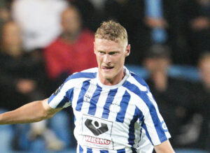 Emil Holten scorede tre gange, da Esbjerg fB vandt syv nul mod Hellerup