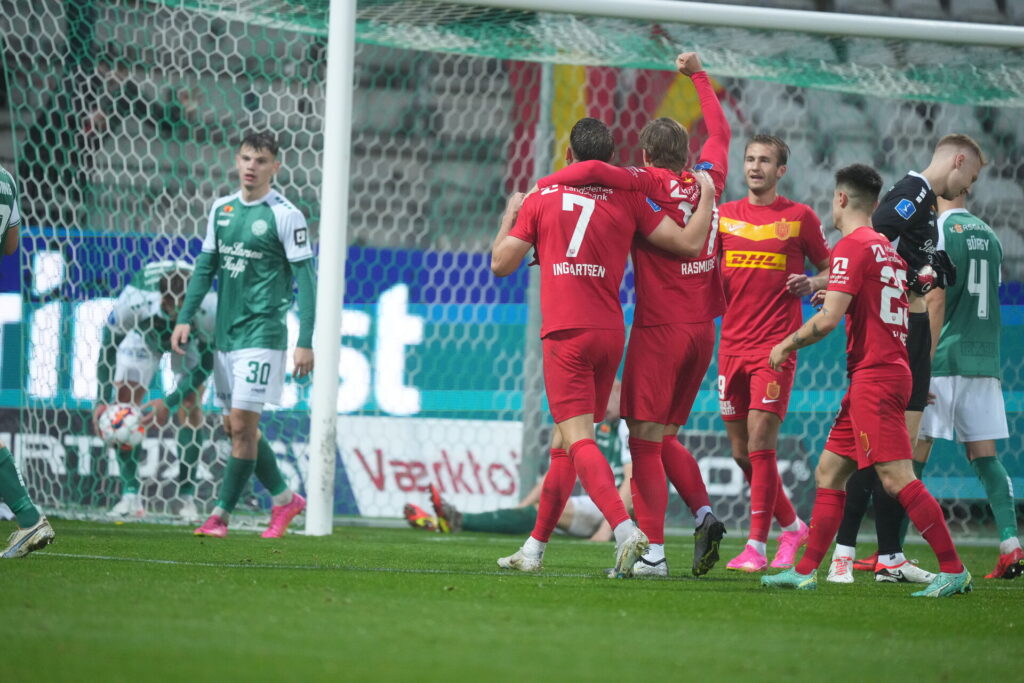 FC Nordsjælland fik en tiltrængt sejr, da Viborg FF gæstede Farum i Superligaen søndag.