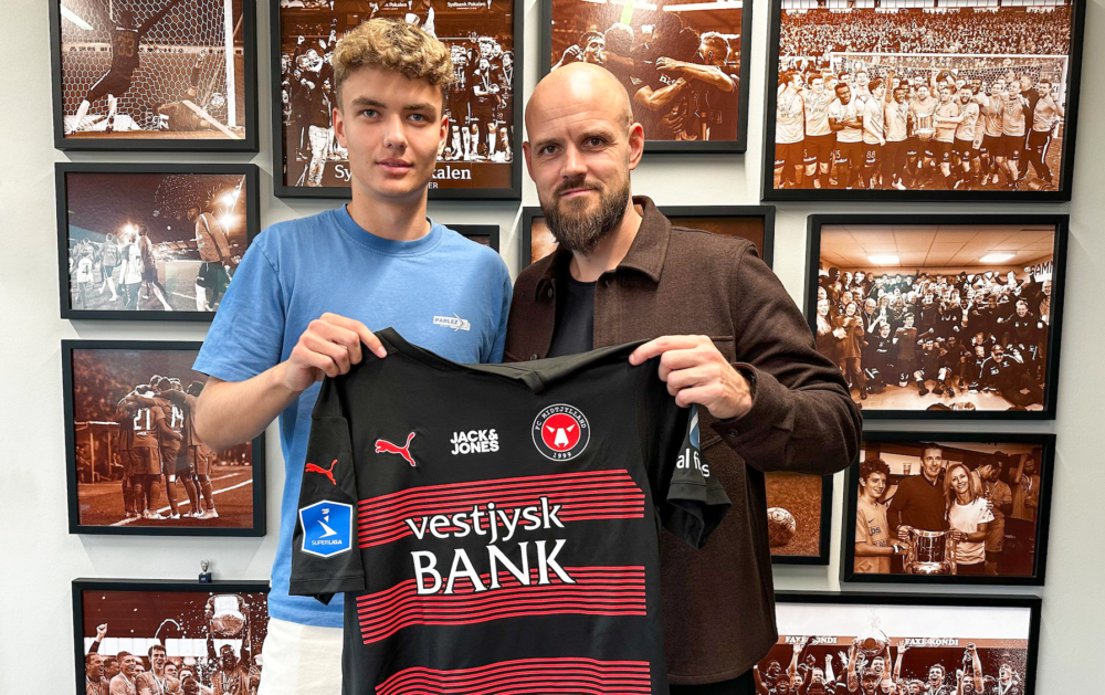 FC Midtjylland skriver lang kontrakt med Adam Nygaard