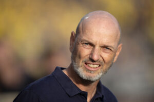 Jesper Sørensen må undvære et par spillere for Brøndby