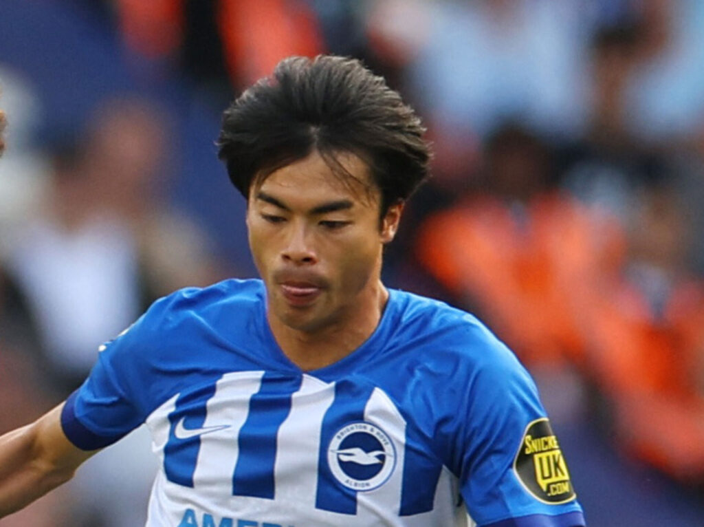 Kaoru Mitoma forlænger med Brighton