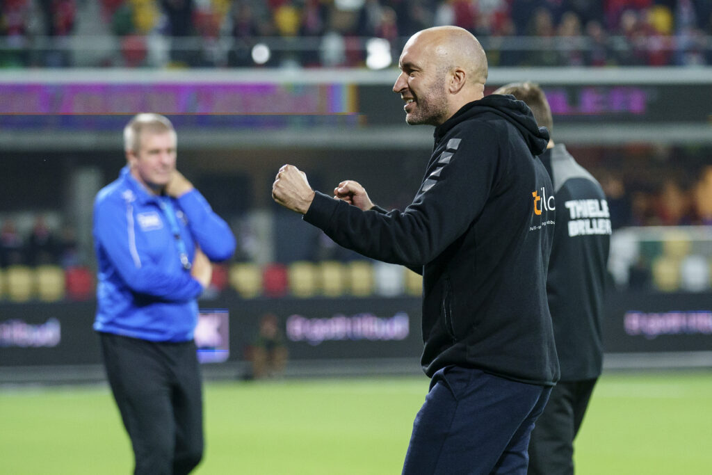 Rosenborg vil have Kent Nielsen eller Jacob Friis som ny cheftræner