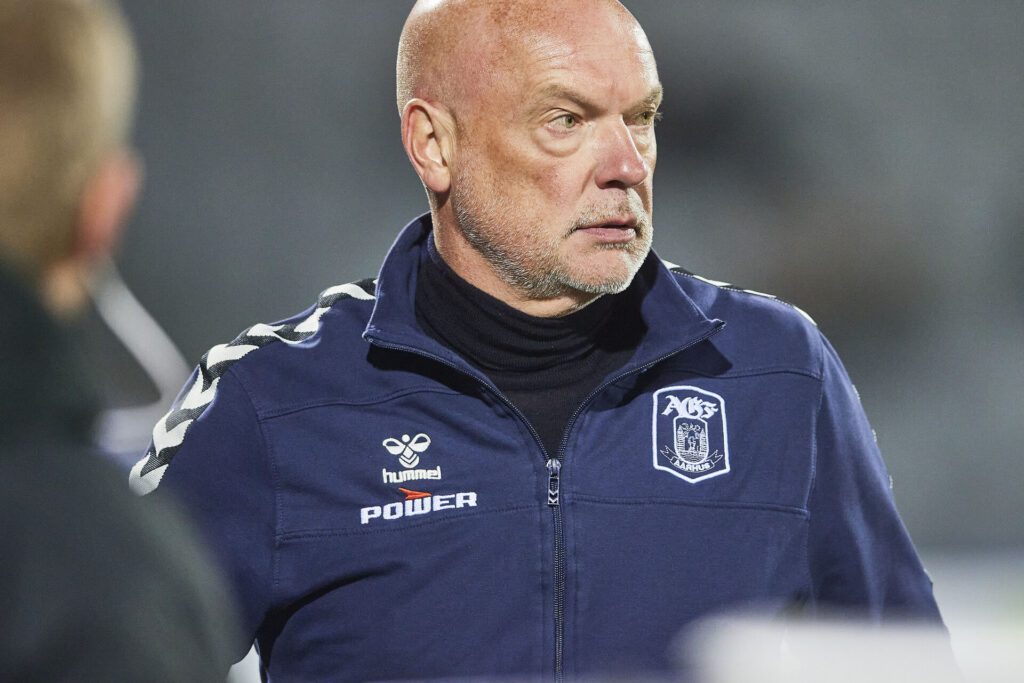 AGF's cheftræner Uwe Rösler mener, at Julius Beck bliver bedre dag for dag