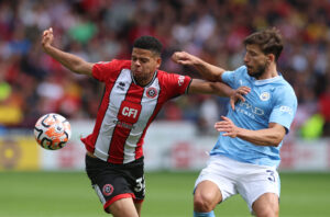 William Osula har forlænget sin aftale med Sheffield United.