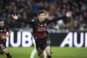 FC Midtjyllands Adam Gabriel om forskellen på Superligaen og fodbold i Tjekkiet.