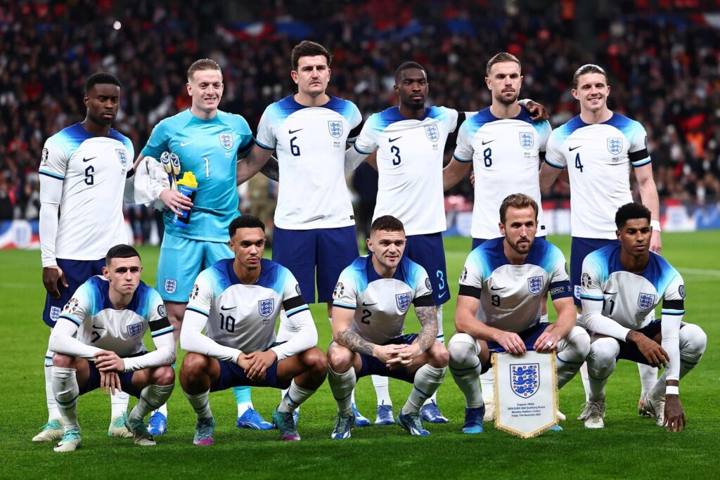 Det engelske landshold forud for kampen mod Malta på Wembley i EM-kvalifikationen.