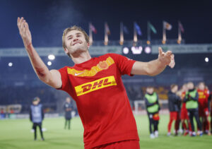 Benjamin Nygren fejrer sit hattrick mod Fenerbahce.