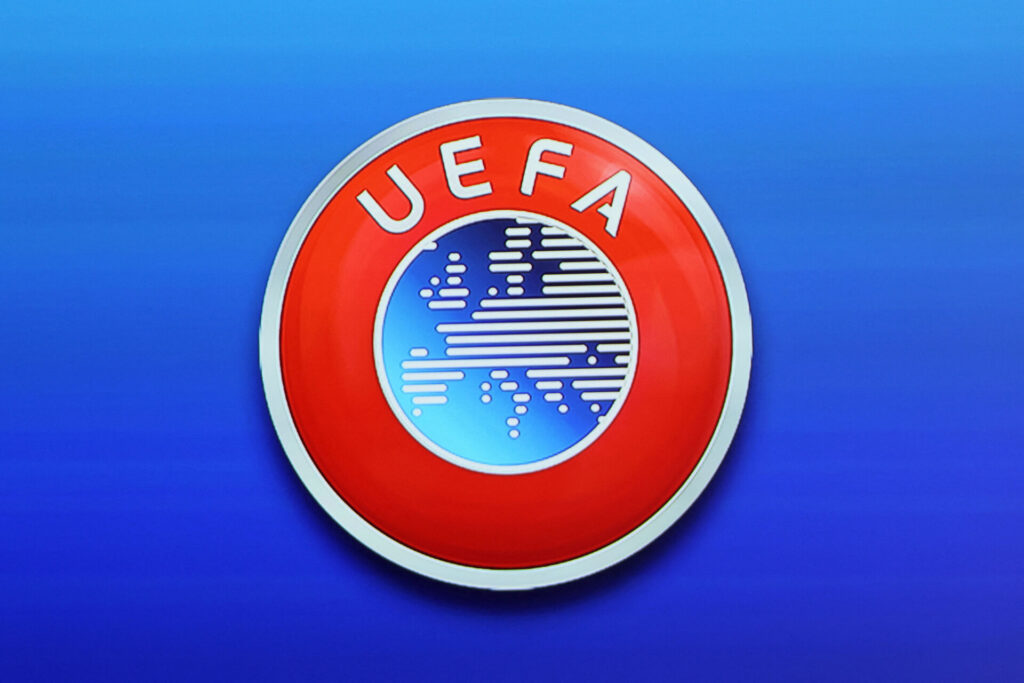 UEFA beslutter, at kampen mellem Bulgarien og Ungarn skal spilles for lukkede døre