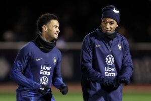 Warren Zaïre-Emery bliver den yngste franske landsholdsspiller nogensinde.