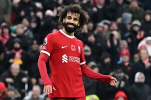 Mohamed Salah stjal igen med to mål overskrifterne for Liverpool der mødte Brentford