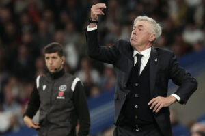 Real Madrid-træneren, Carlo Ancelotti, i LaLiga-kampen mod Valencia.