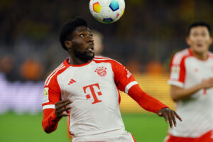 Bayern München vil forlænge eller sælge Alphonso Davies.