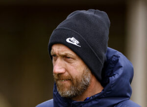 Graham Potter iført hue for Chelsea