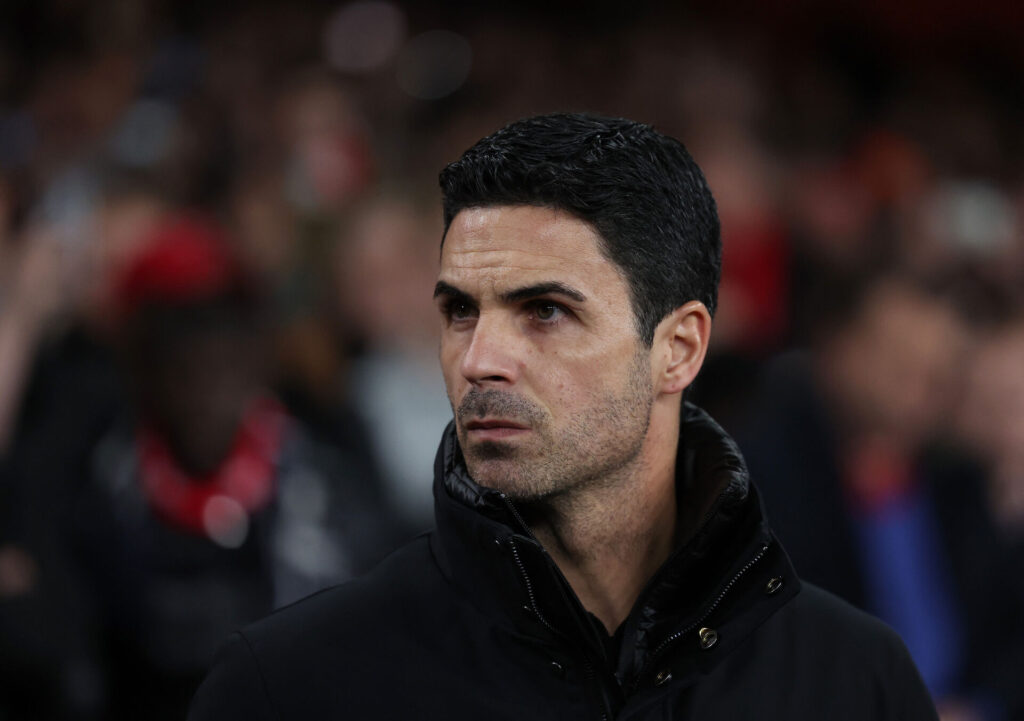 Mikel Arteta er blevet anklaget for brud på det engelske fodboldforbunds reglement.