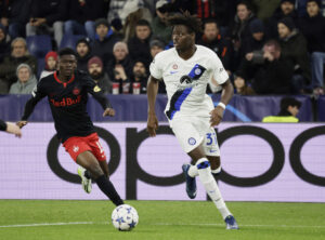 Yann Bisseck var den helt store profil i AGF i forrige sæson - nu har han fået sin første startplads i Inter.