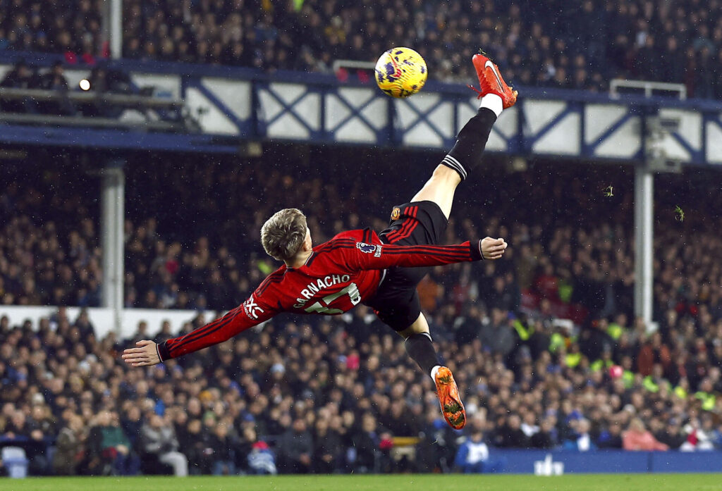 Alejandro Garnacho har netop bragt Manchester United i front med 1-0 på et pragtmål mod Everton