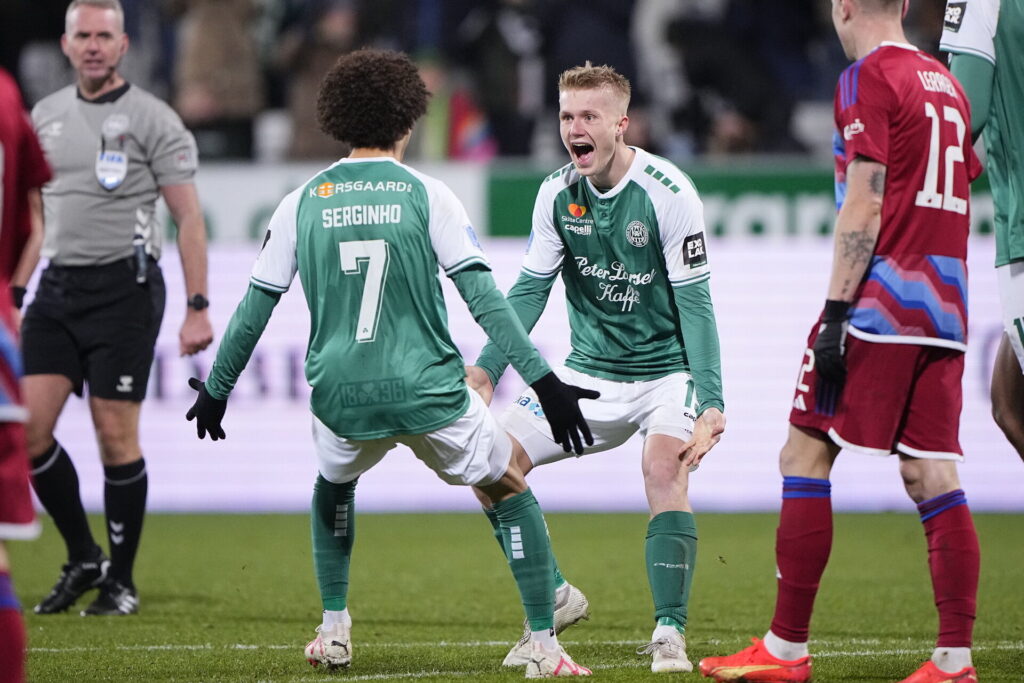 Isak Jensen scorede et pragtmål lørdag aften, da Viborg FF og F.C. København krydsede klinger i Superligaen