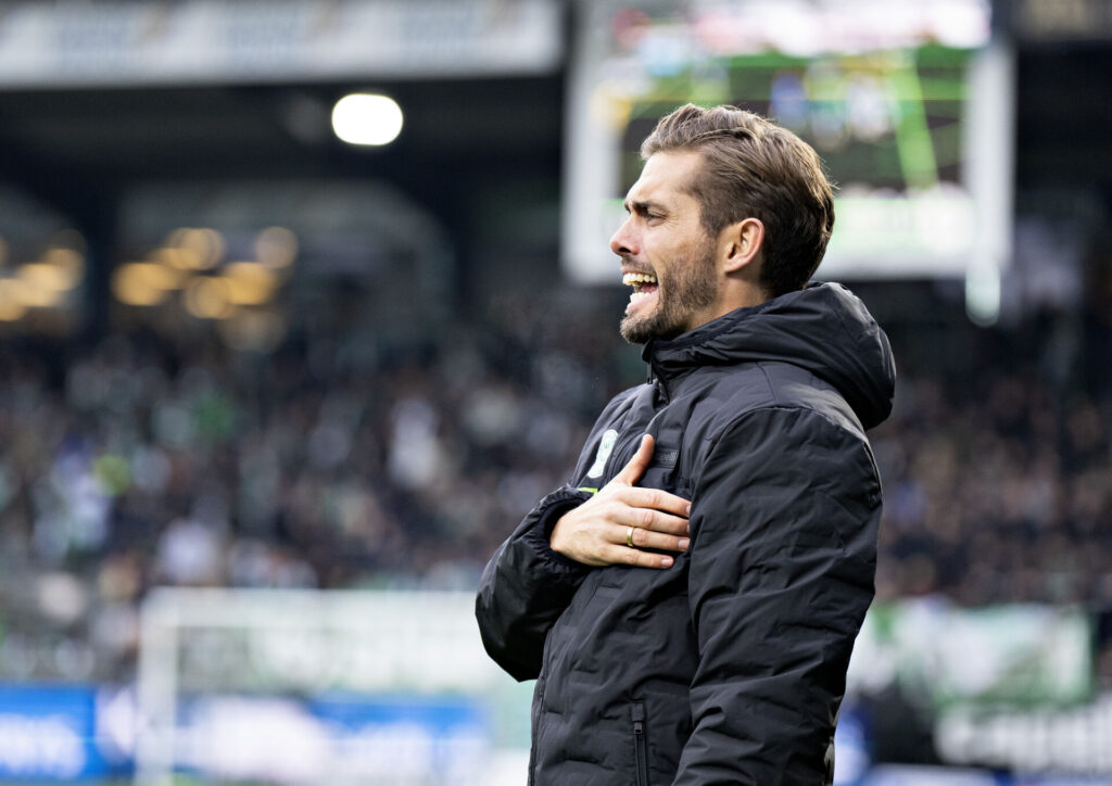 Jakob Poulsen tager over som cheftræner i Viborg FF.