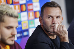 Okan Buruk fra Galatasaray vil skabe historie i Parken igen.