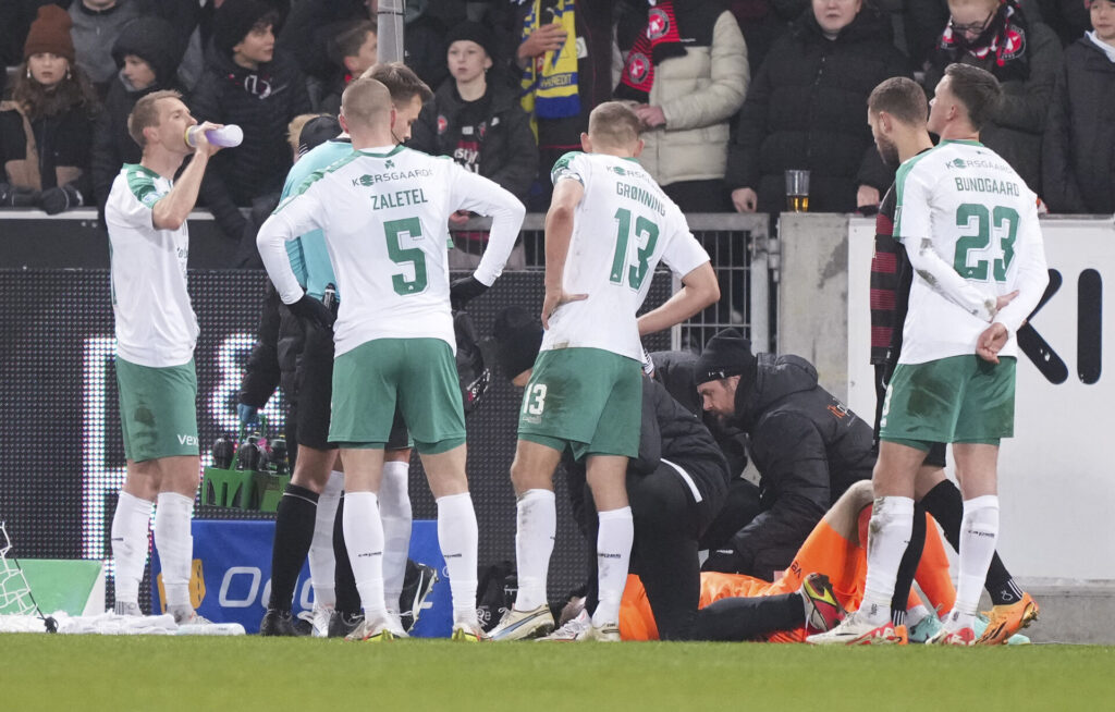 Viborg FF skal muligvis hente en ny målmand, efter Lucas Lund er blevet skadet.