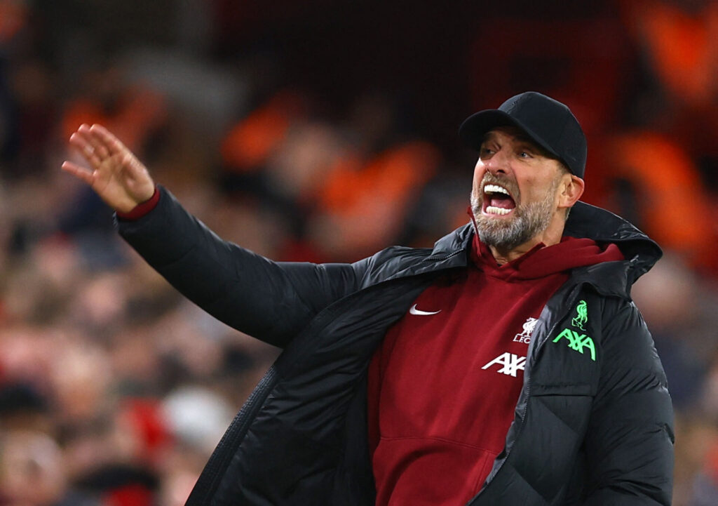 Jürgen Klopp med sviner til tilskuere på Anfield.