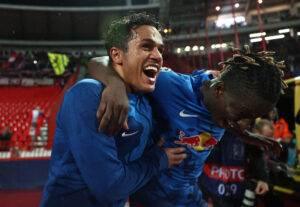 Liverpool kan hente Fabipo Carvalho hjem til januar.