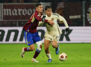 Paulo Dybala har en frikøbsklausul i sin kontrakt, men den gælder ikke for italienske klubber.