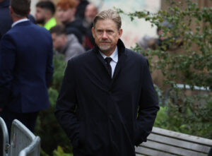 Peter Schmeichel revser Erik ten Hag.