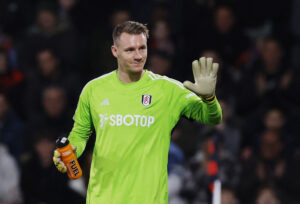 Bernd Leno får ikke straf for at skubbe til bolddreng